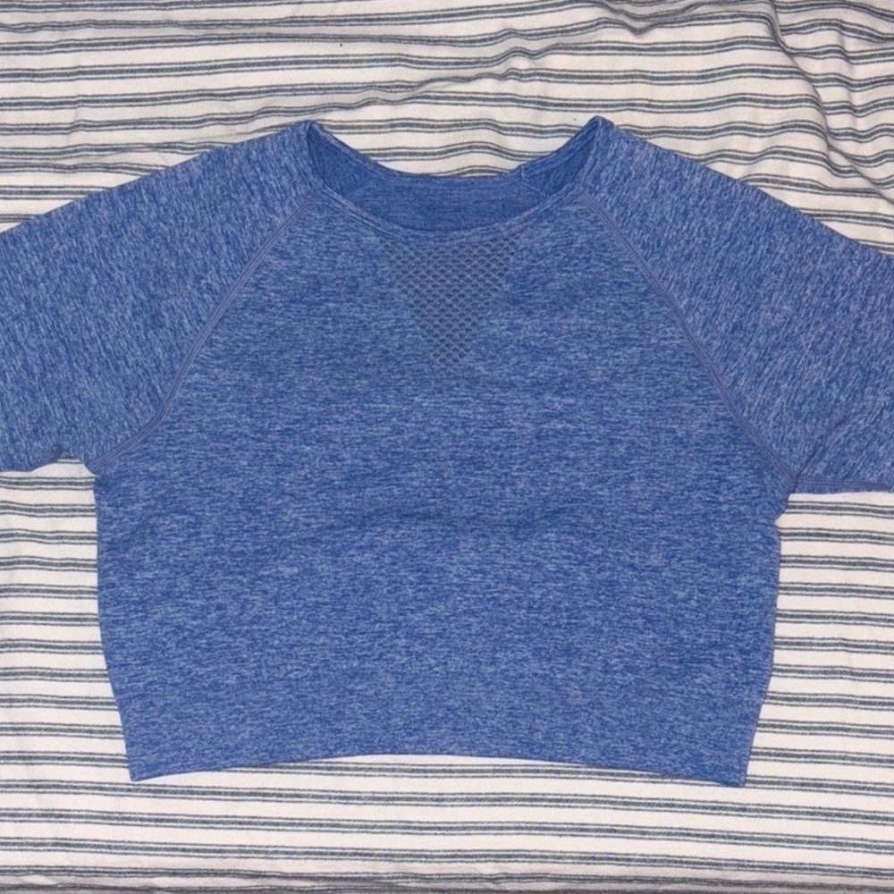 Buff Bunny Woman's Atlantic Blue
Recharge Seamless Crop Top Size S